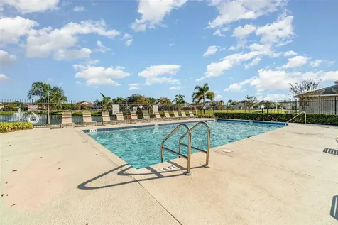 2664 Horseshoe Bay Drive Kissimmee FL 34741