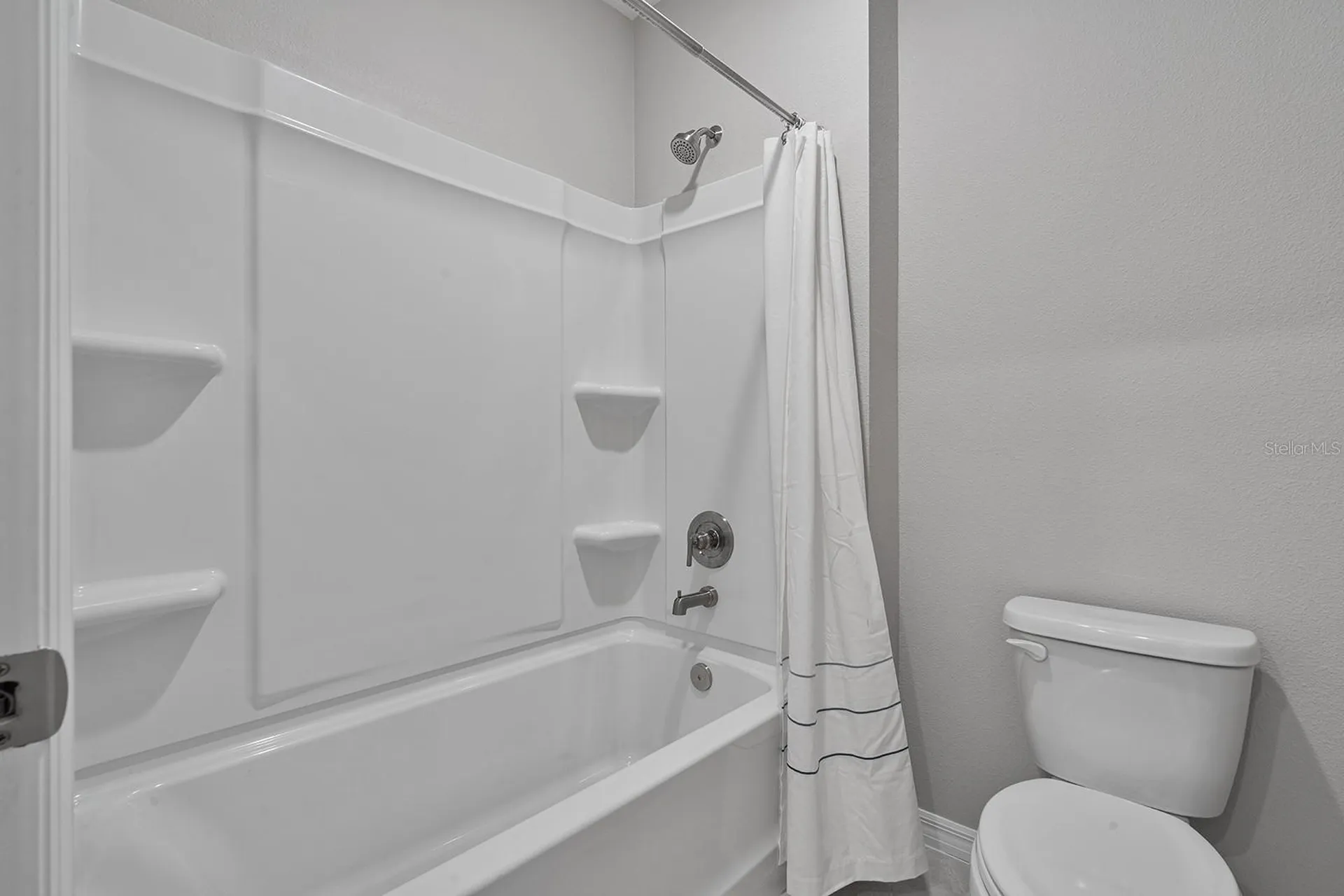 1328 Calmito Lane Mount Dora FL 32757