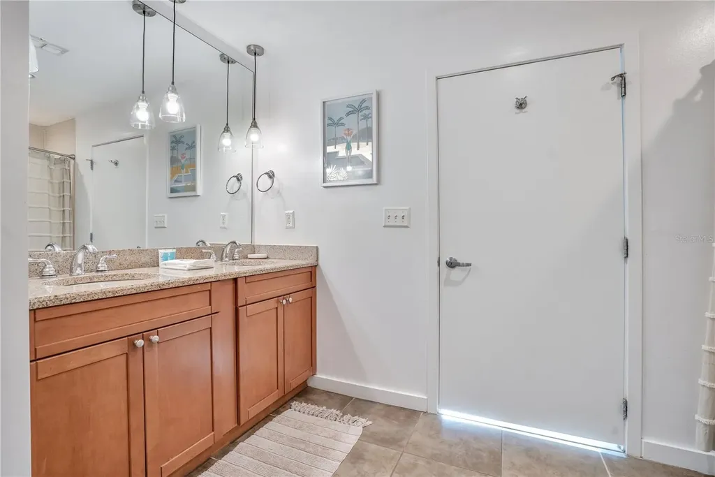 525 E Jackson Street Orlando FL 32801