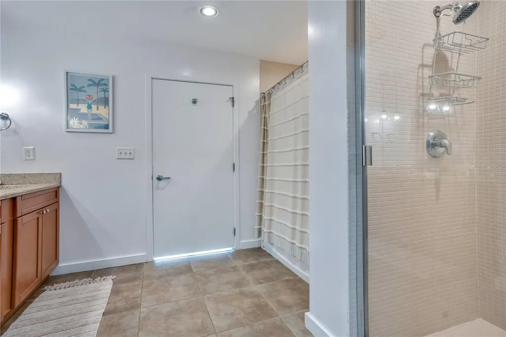 525 E Jackson Street Orlando FL 32801
