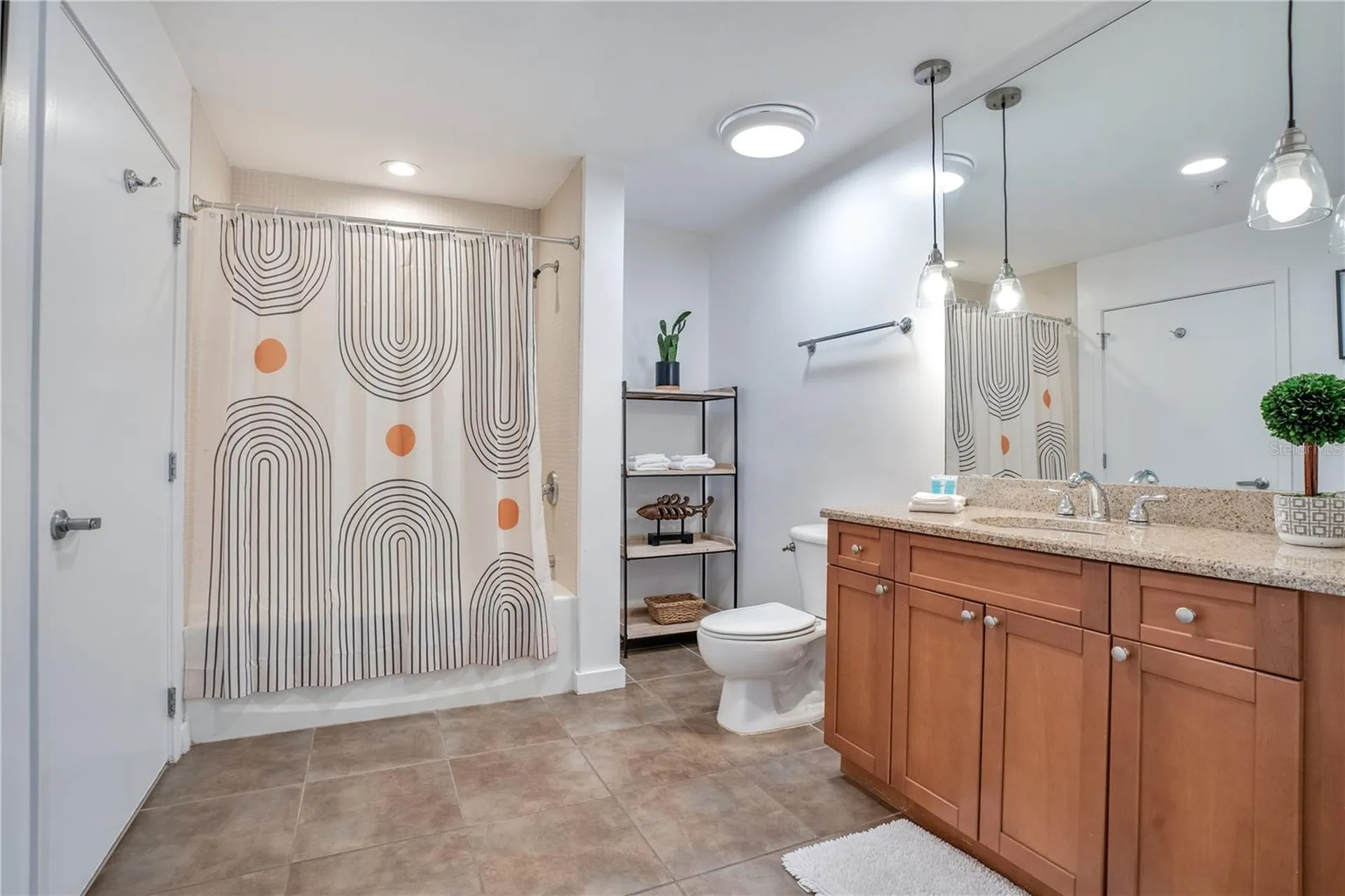 525 E Jackson Street Orlando FL 32801