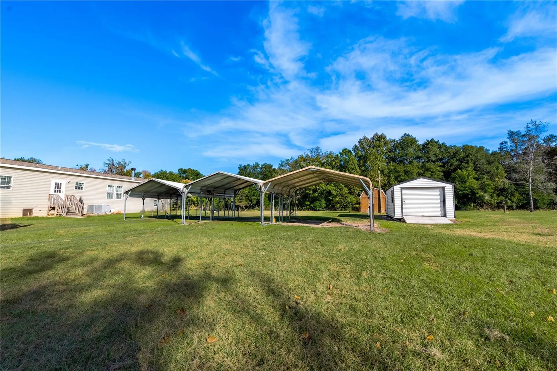 129 Perry Road Hawthorne FL 32640