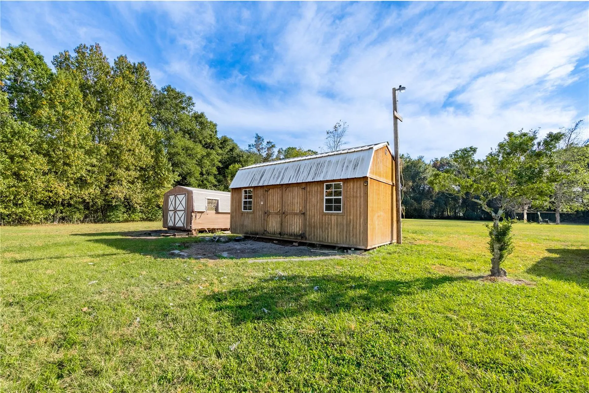 129 Perry Road Hawthorne FL 32640