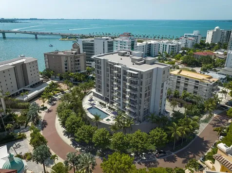 325 Golden Gate Point Sarasota FL 34236
