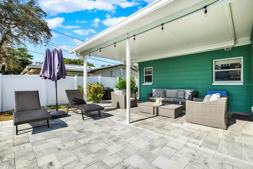 1241 12th Court SW Largo FL 33770