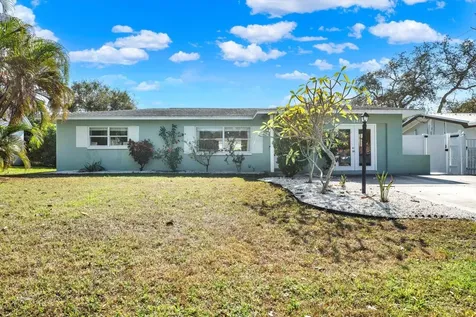 1241 12th Court SW Largo FL 33770