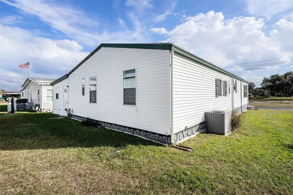 37617 Amigo Drive Zephyrhills FL 33541
