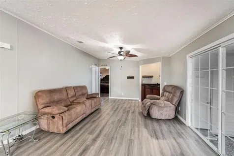 37617 Amigo Drive Zephyrhills FL 33541