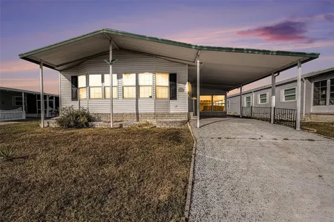 37617 Amigo Drive Zephyrhills FL 33541