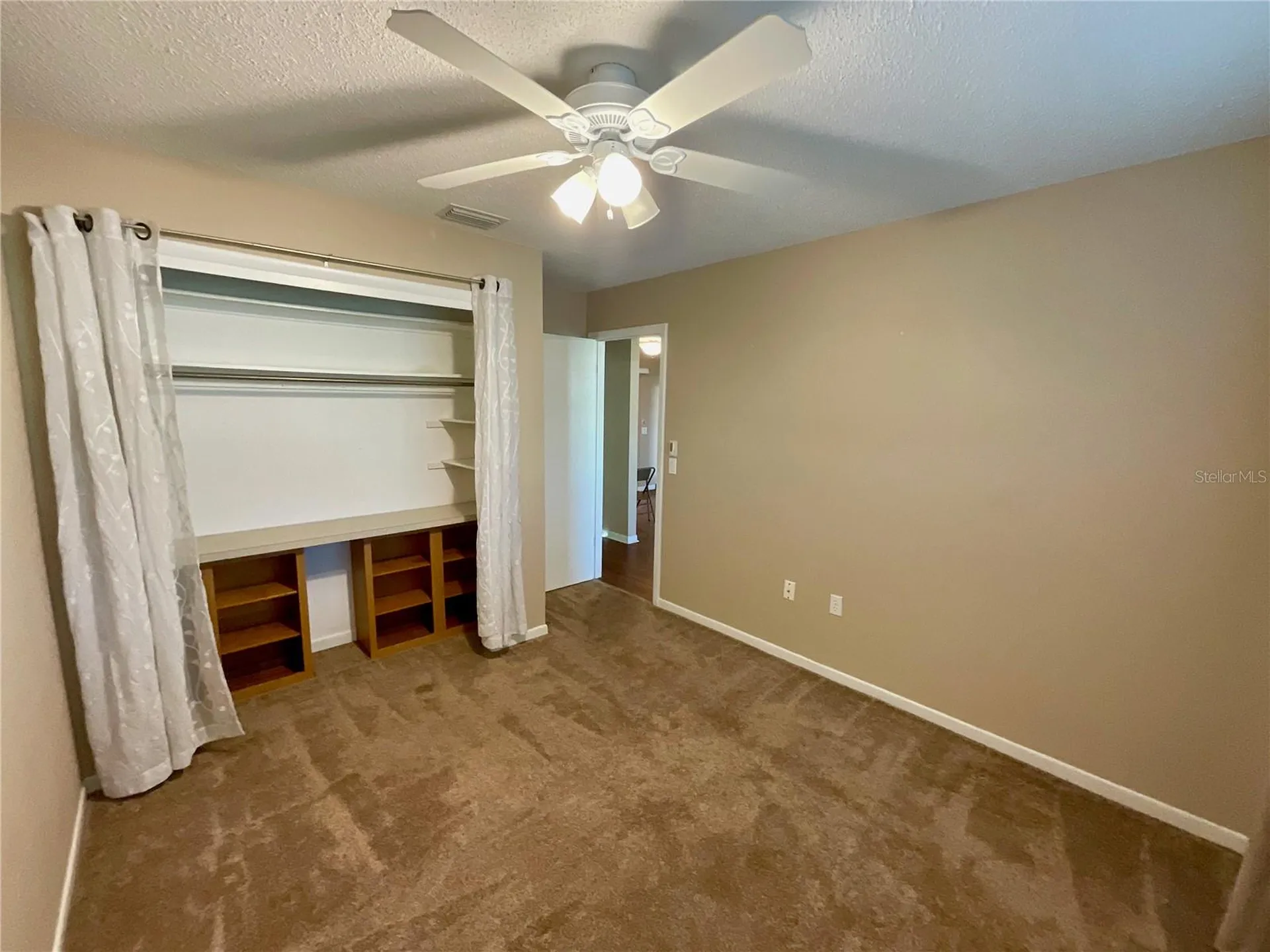 10004 Tulip Street N Pinellas Park FL 33782