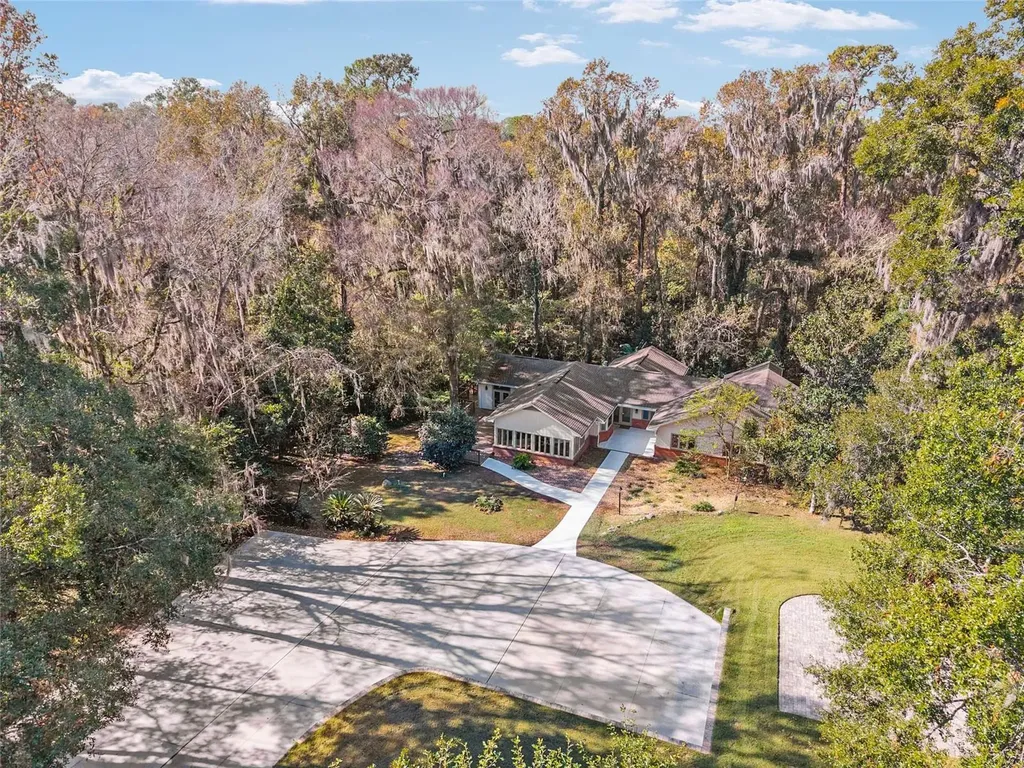 3730 NW 37th Terrace Gainesville FL 32606