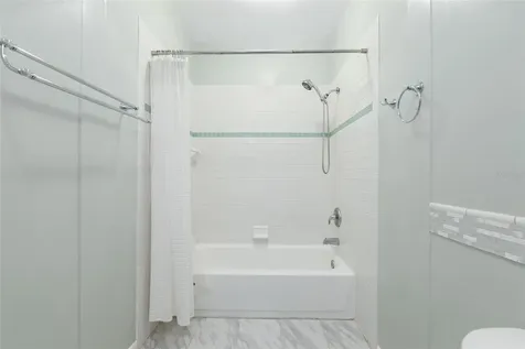 3730 NW 37th Terrace Gainesville FL 32606