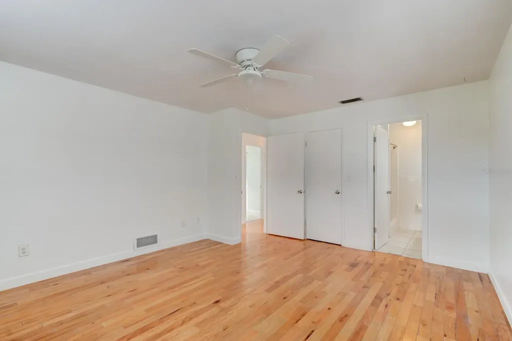 922 Locust Street New Smyrna Beach FL 32169