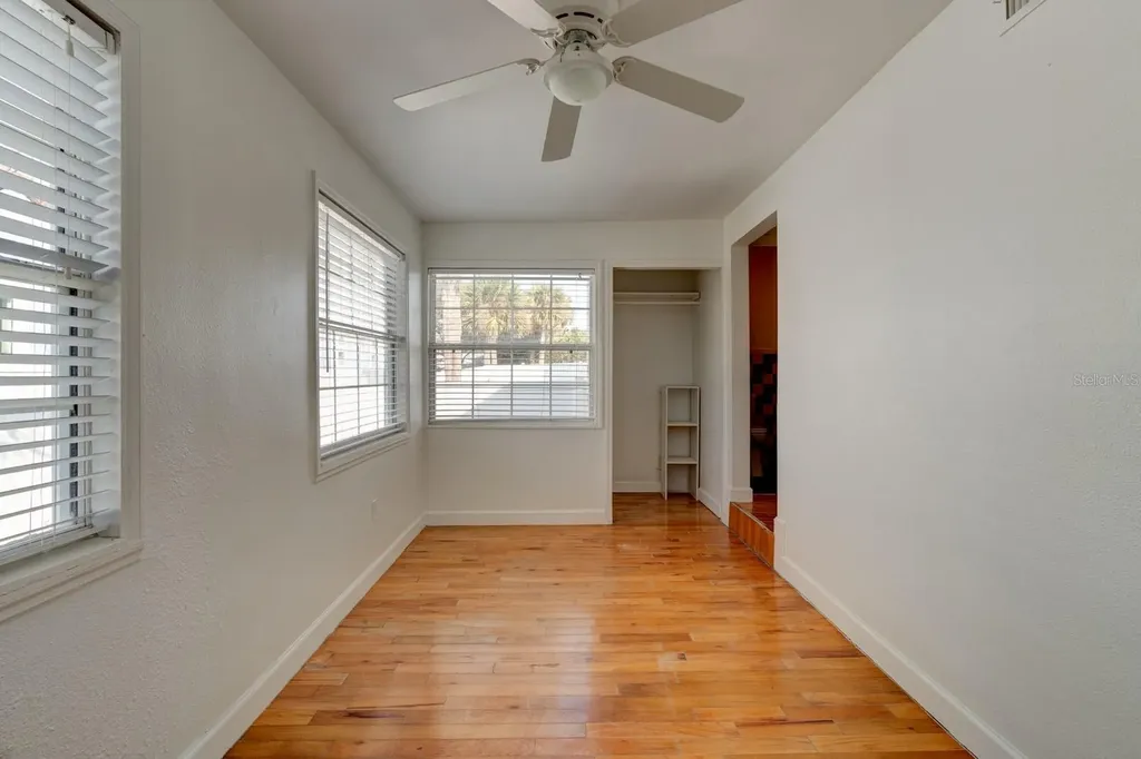 922 Locust Street New Smyrna Beach FL 32169