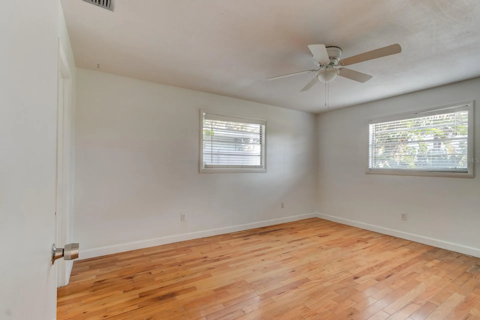 922 Locust Street New Smyrna Beach FL 32169