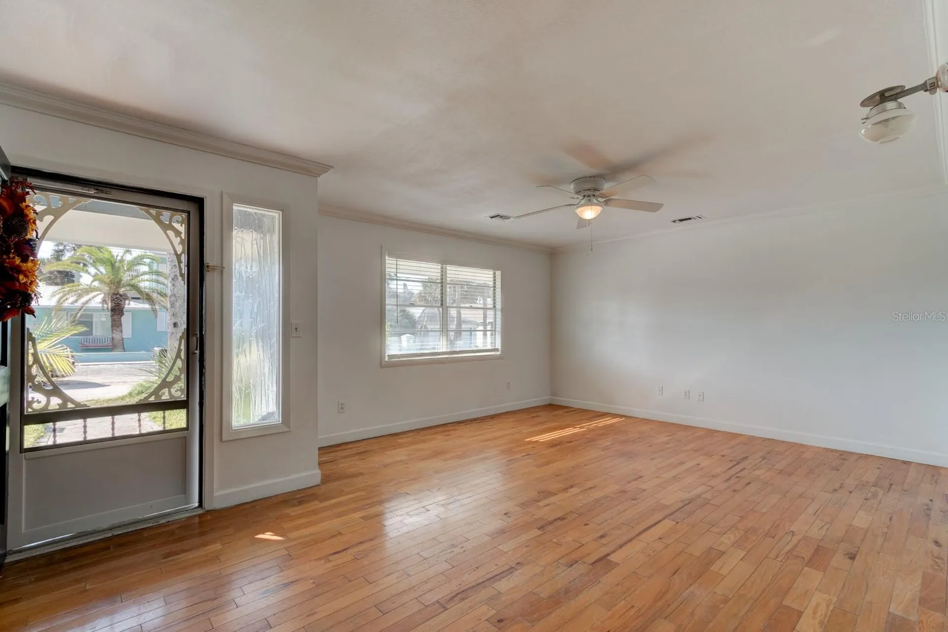 922 Locust Street New Smyrna Beach FL 32169