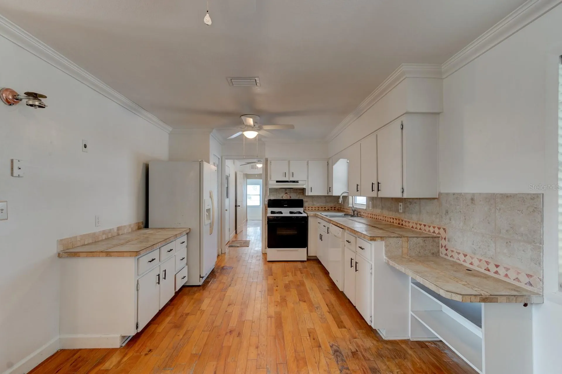 922 Locust Street New Smyrna Beach FL 32169