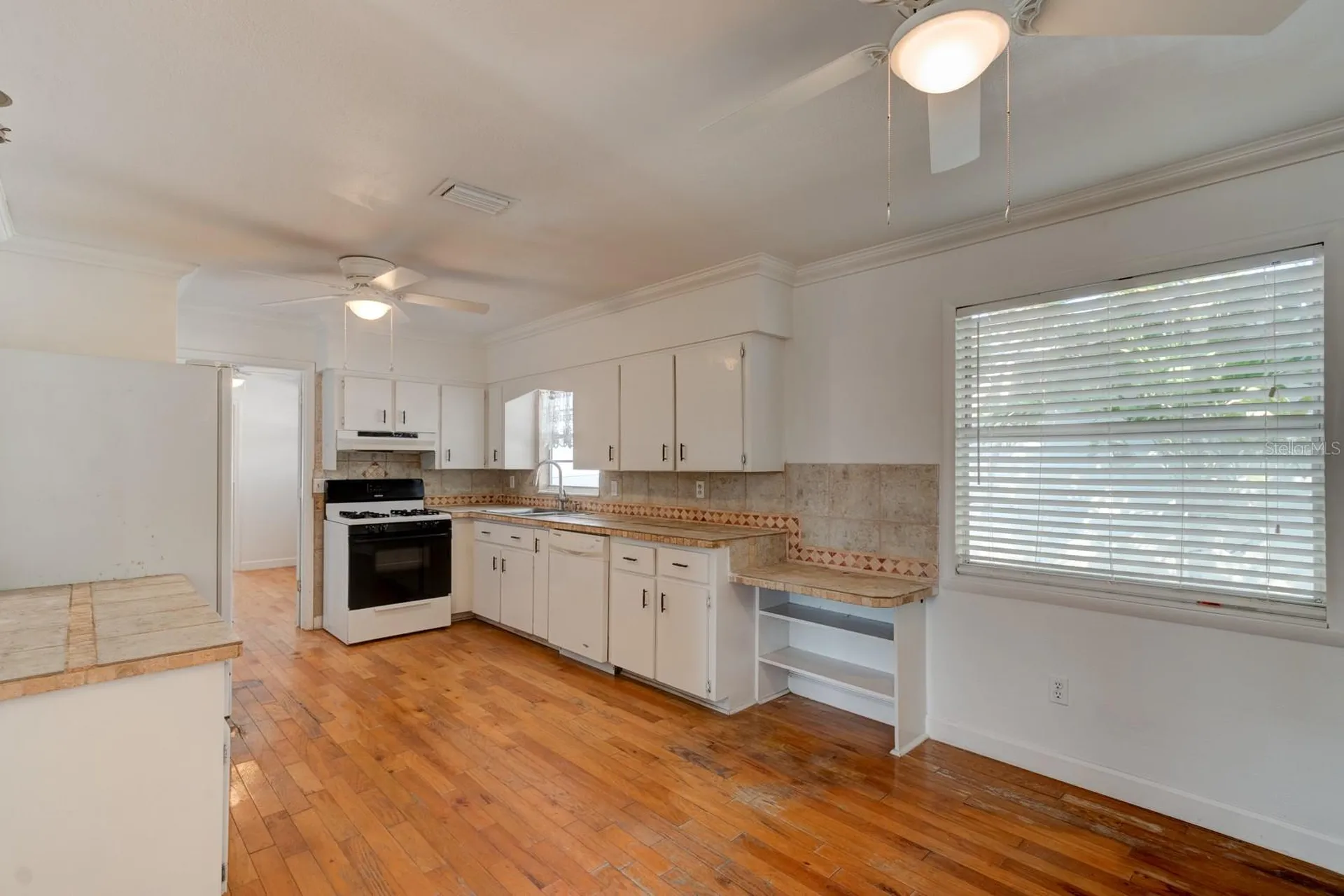 922 Locust Street New Smyrna Beach FL 32169