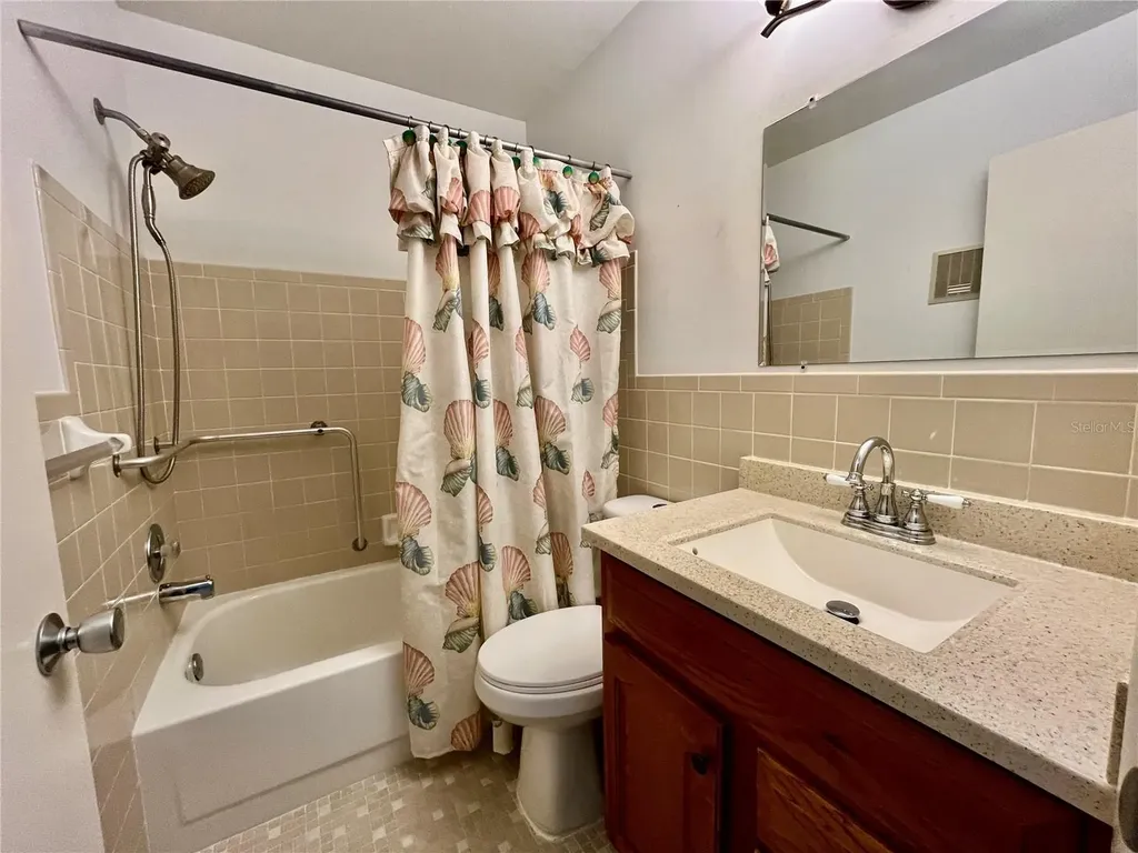 2253 Norwegian Drive Clearwater FL 33763