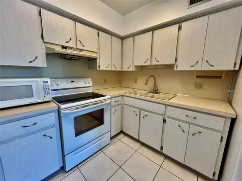 2253 Norwegian Drive Clearwater FL 33763