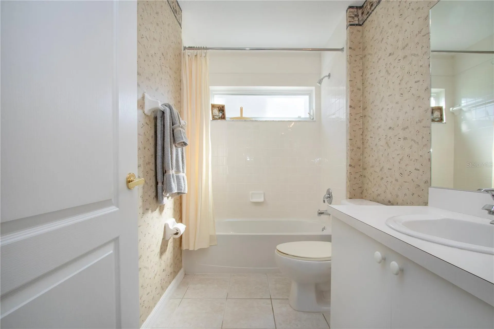 5300 Hyland Hills Avenue Sarasota FL 34241