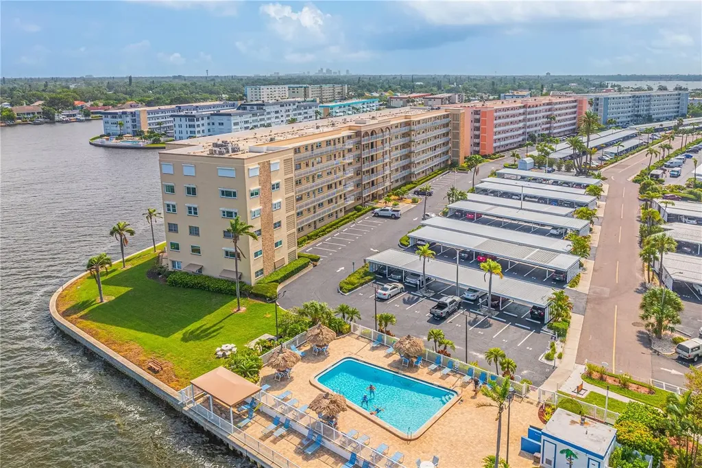 6075 Shore Boulevard S Gulfport FL 33707