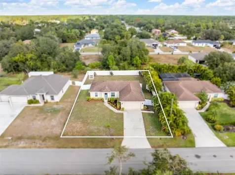 4352 Adelaide Avenue North Port FL 34288