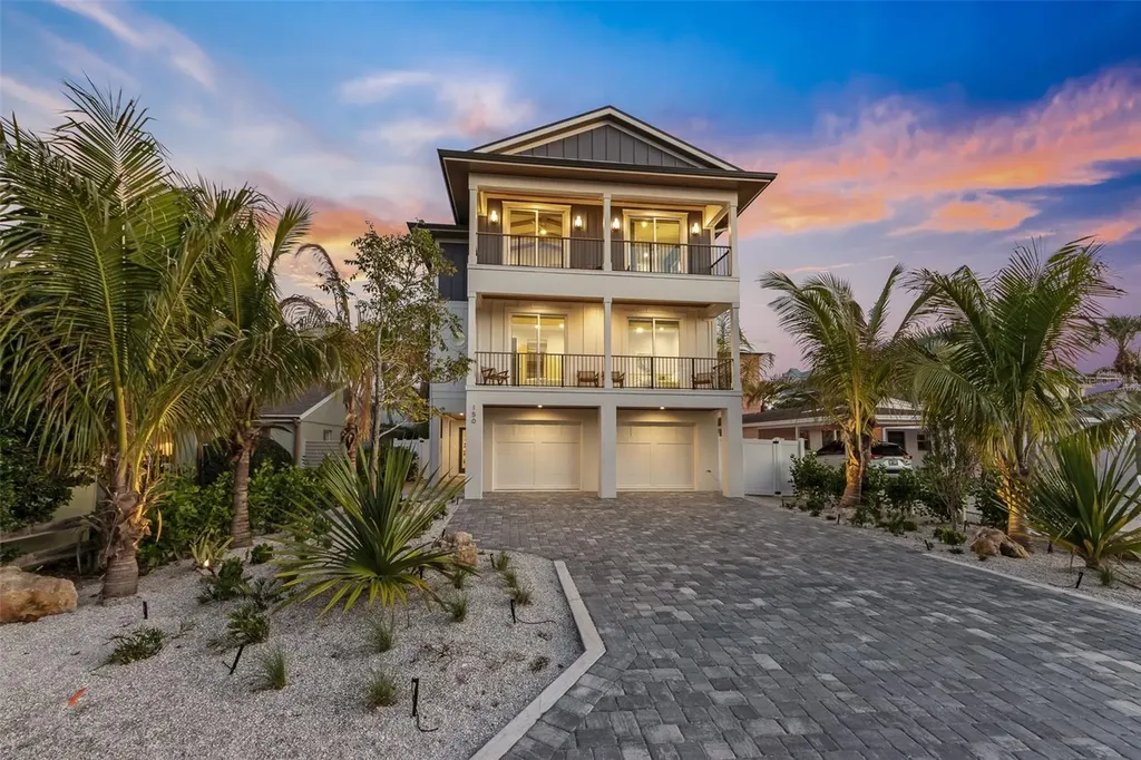 150 Grant Drive Sarasota FL 34236