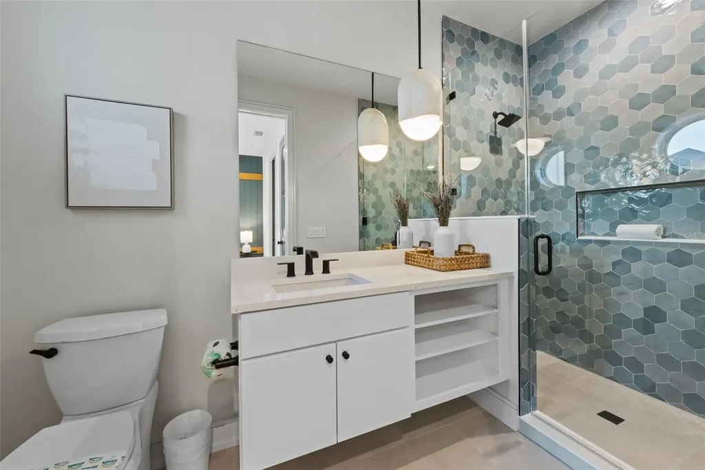 150 Grant Drive Sarasota FL 34236
