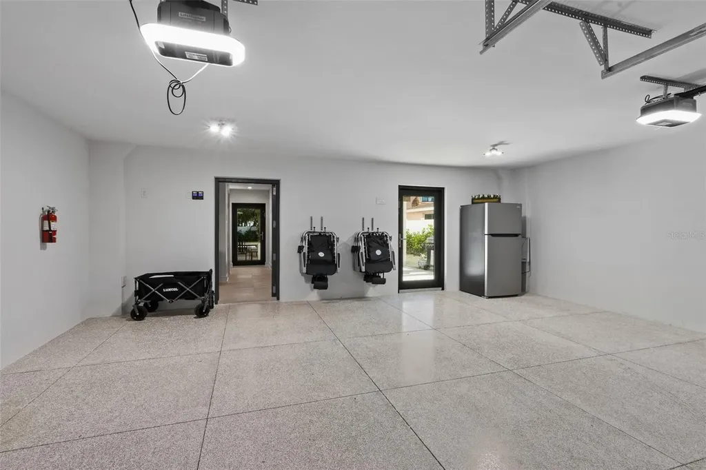 150 Grant Drive Sarasota FL 34236