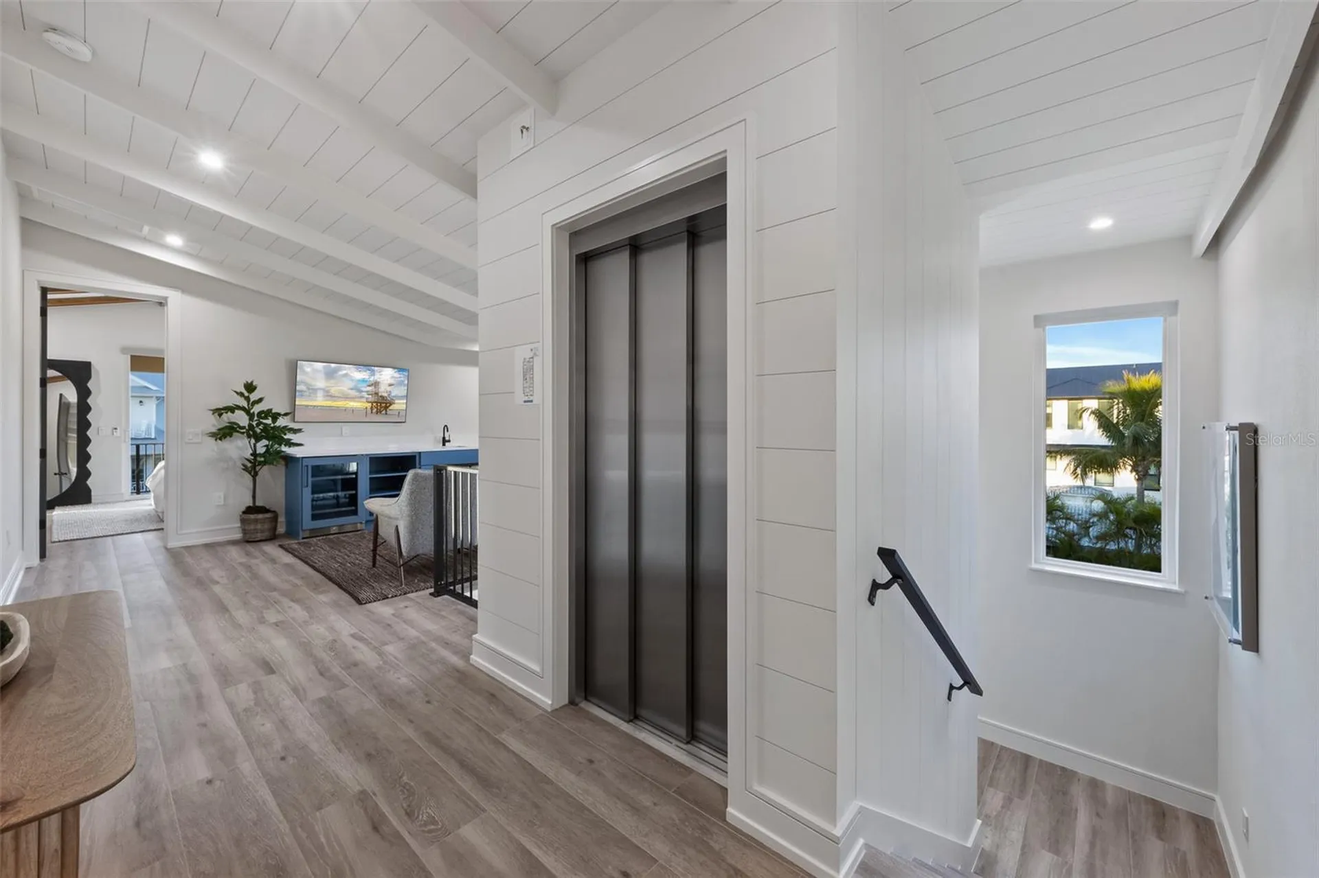 150 Grant Drive Sarasota FL 34236