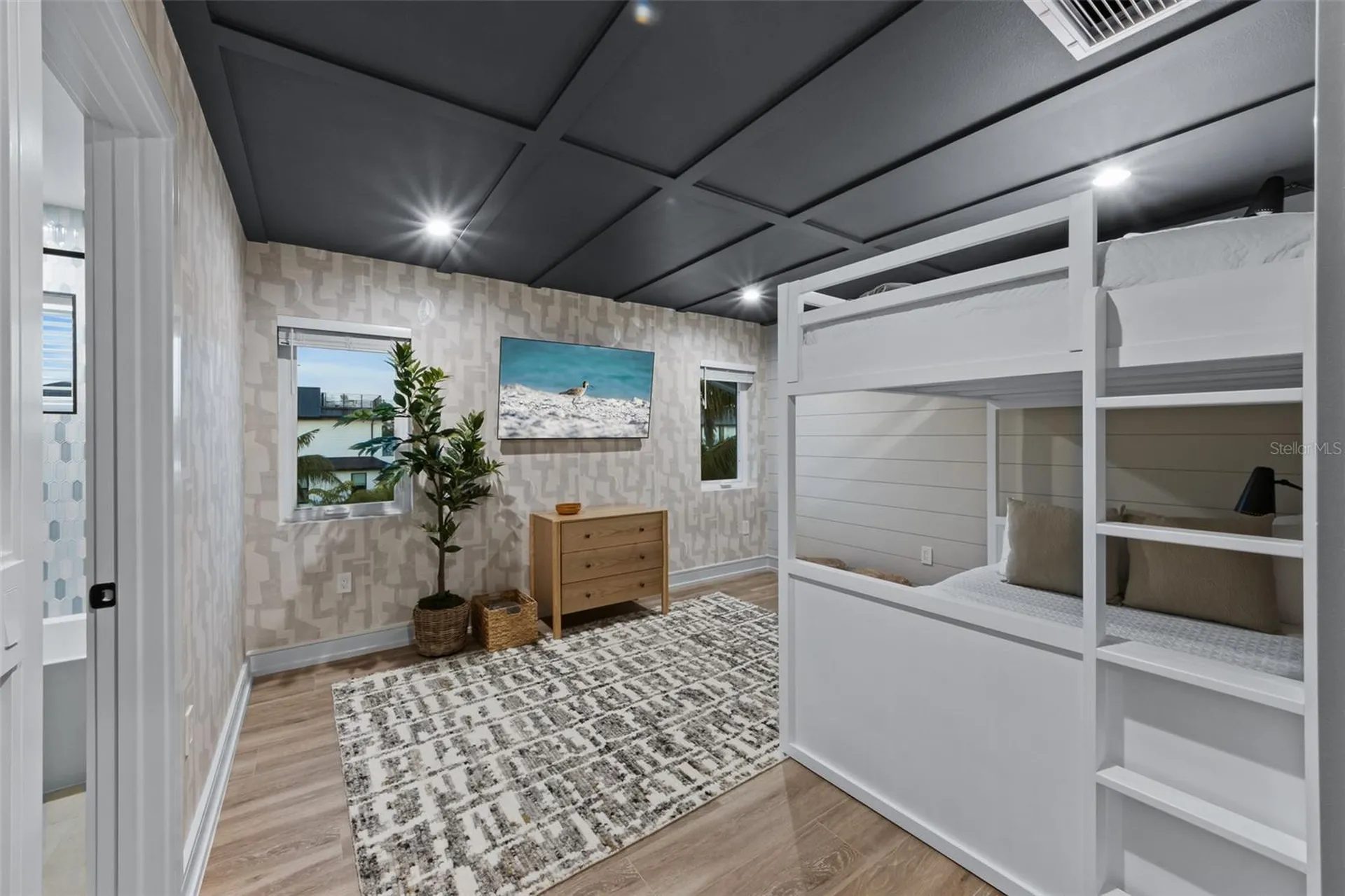 150 Grant Drive Sarasota FL 34236