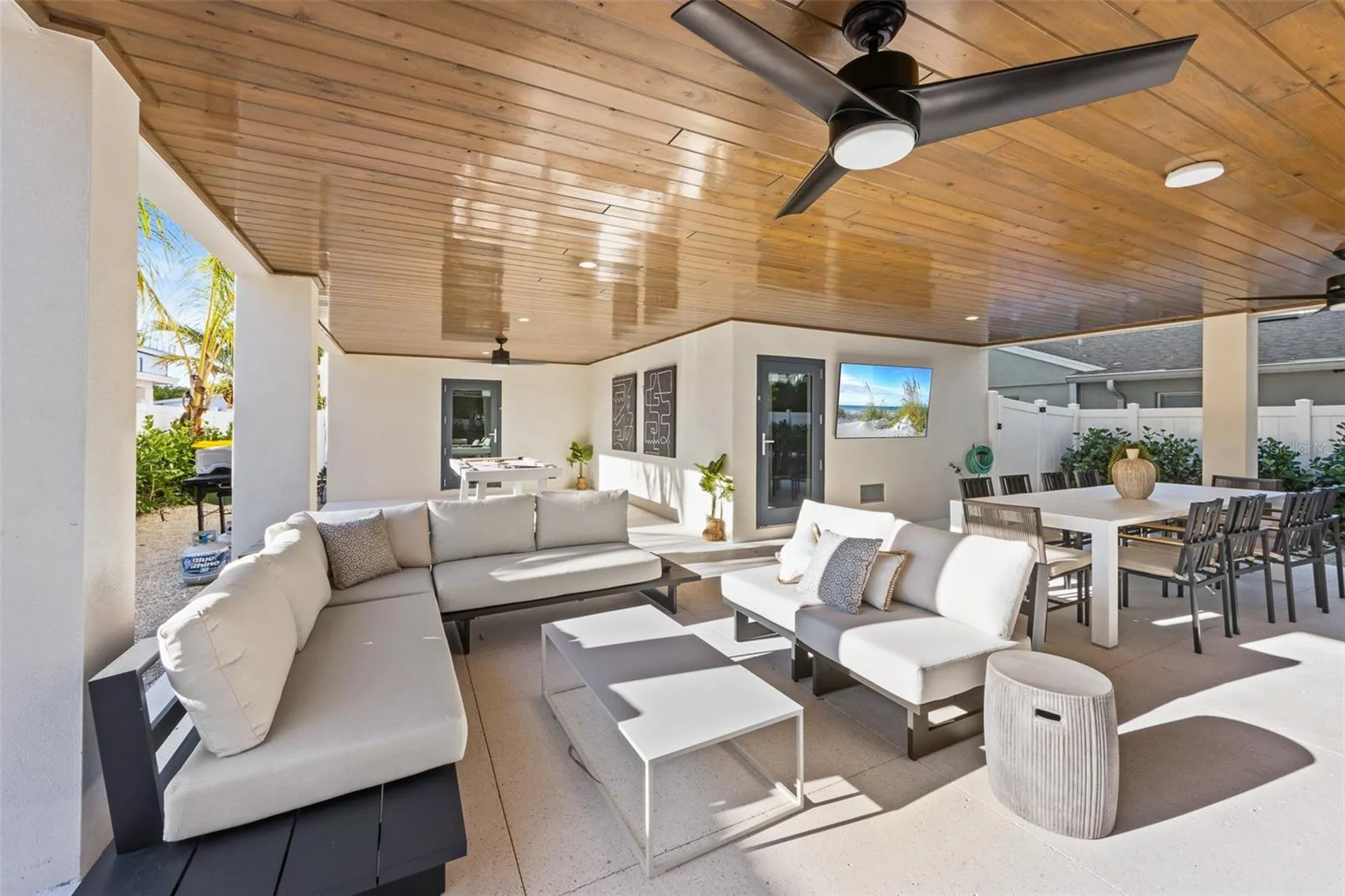 150 Grant Drive Sarasota FL 34236