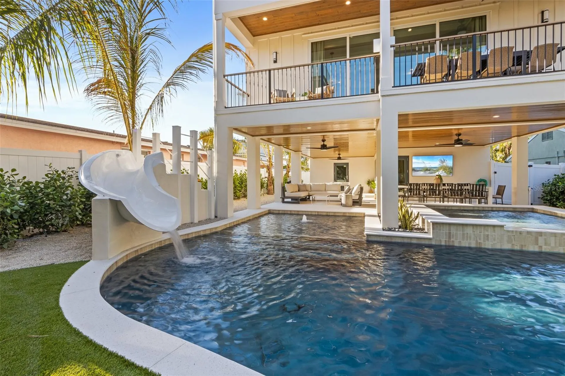 150 Grant Drive Sarasota FL 34236