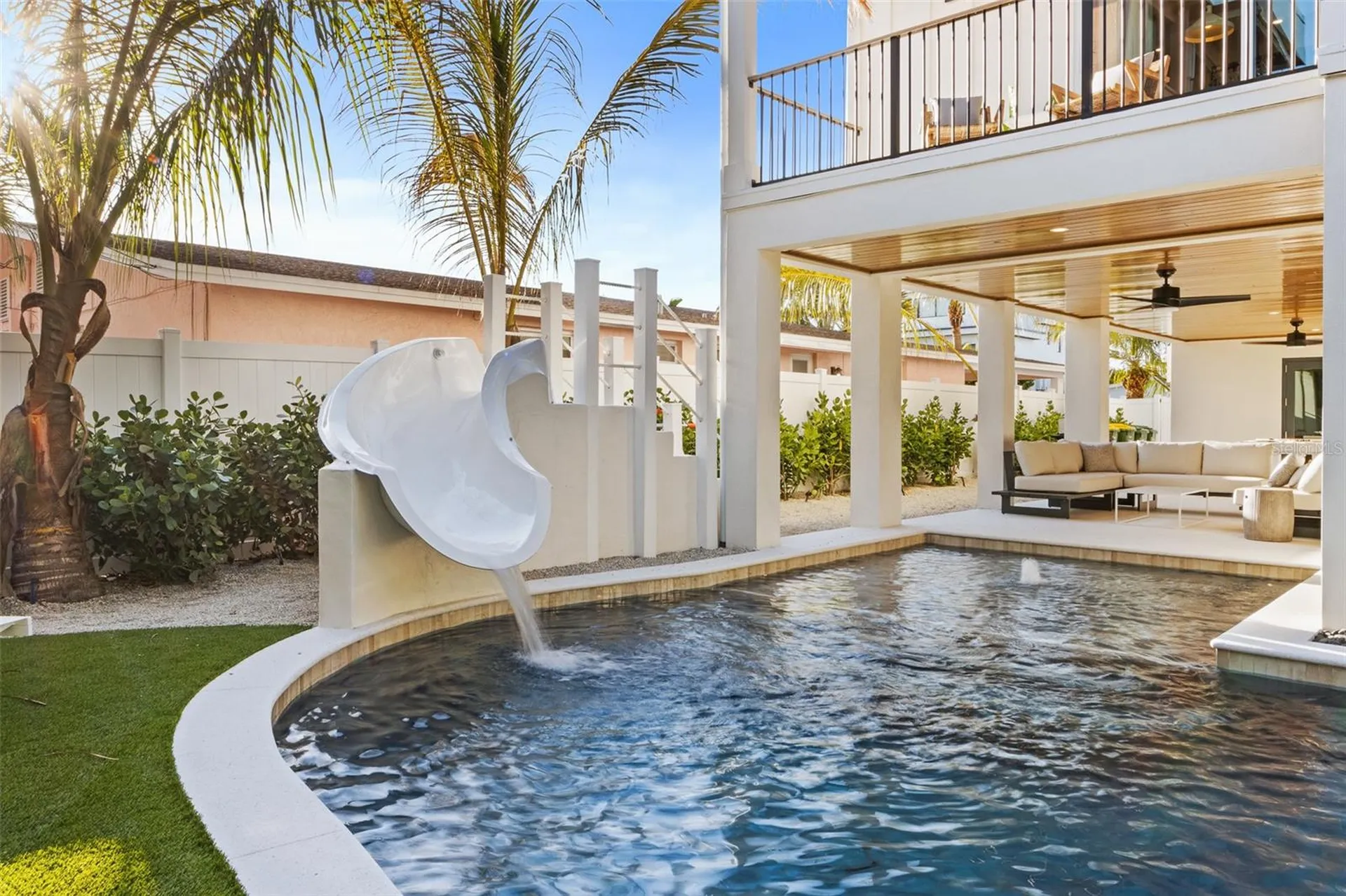 150 Grant Drive Sarasota FL 34236
