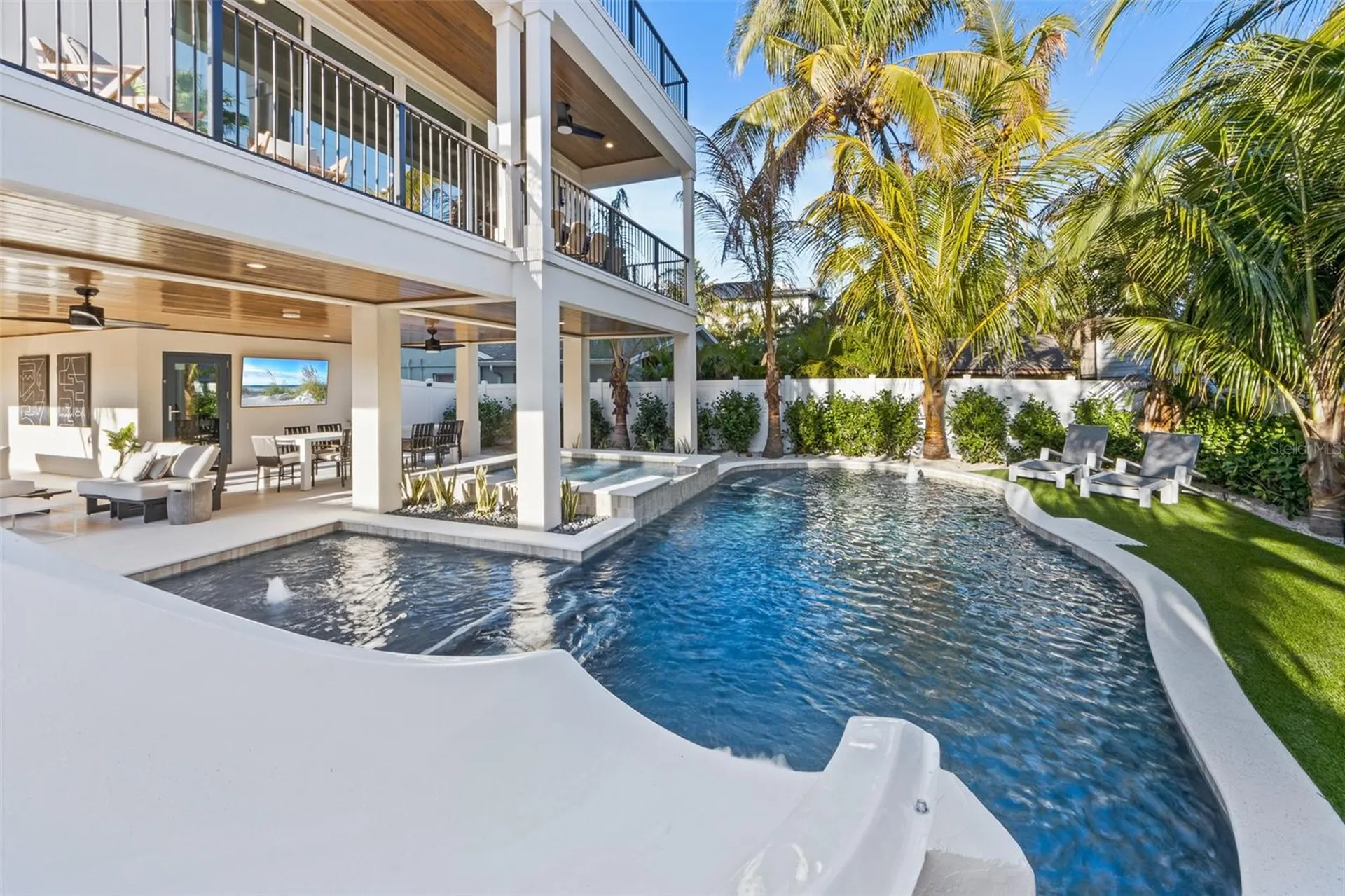 150 Grant Drive Sarasota FL 34236