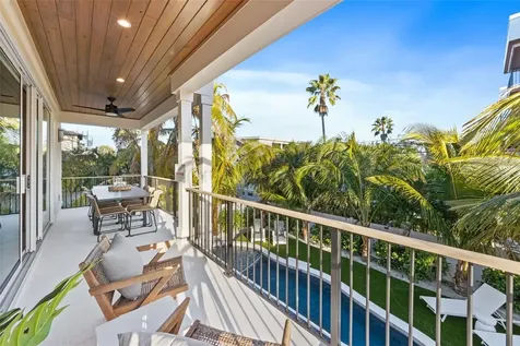 150 Grant Drive Sarasota FL 34236