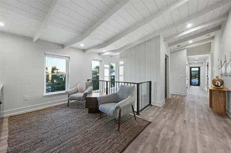 150 Grant Drive Sarasota FL 34236
