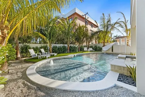150 Grant Drive Sarasota FL 34236