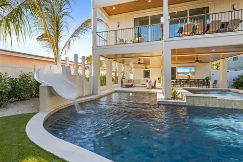 150 Grant Drive Sarasota FL 34236