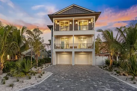 150 Grant Drive Sarasota FL 34236