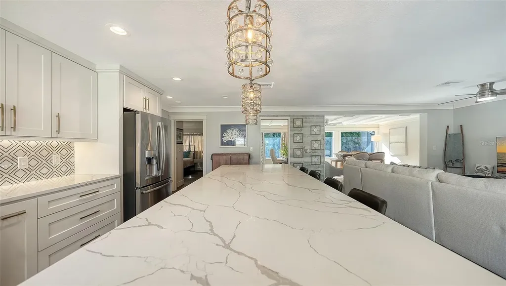 1050 Bogey Lane Longboat Key FL 34228