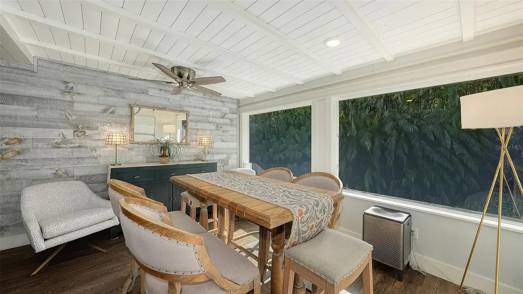 1050 Bogey Lane Longboat Key FL 34228
