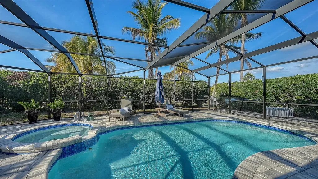 1050 Bogey Lane Longboat Key FL 34228