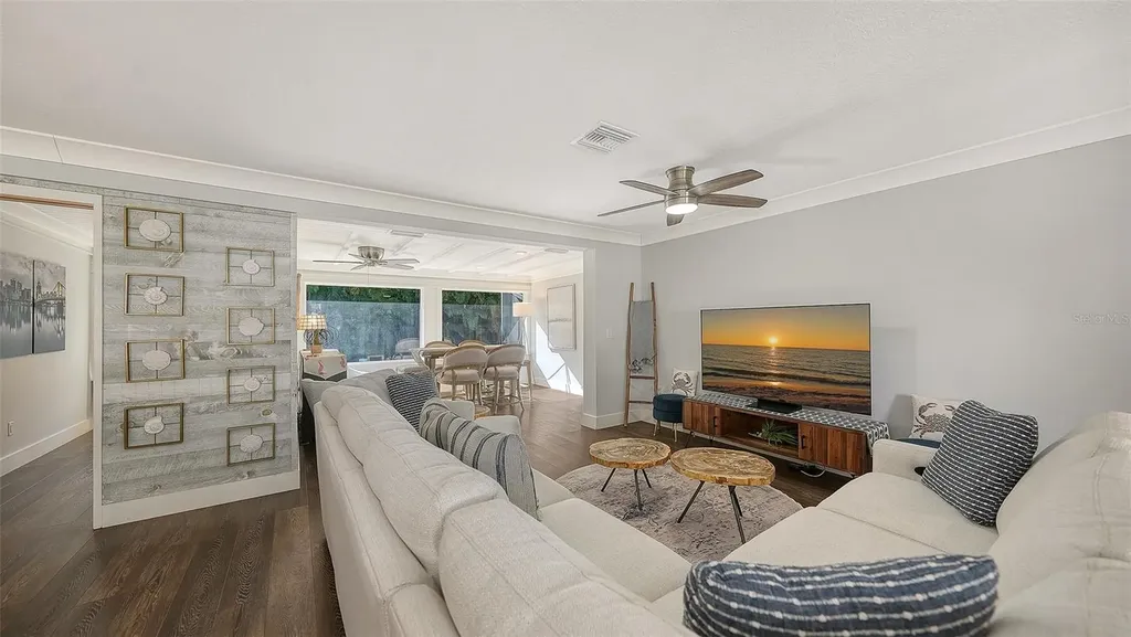 1050 Bogey Lane Longboat Key FL 34228