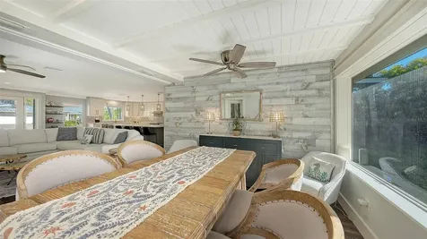 1050 Bogey Lane Longboat Key FL 34228