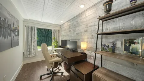 1050 Bogey Lane Longboat Key FL 34228