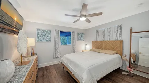 1050 Bogey Lane Longboat Key FL 34228