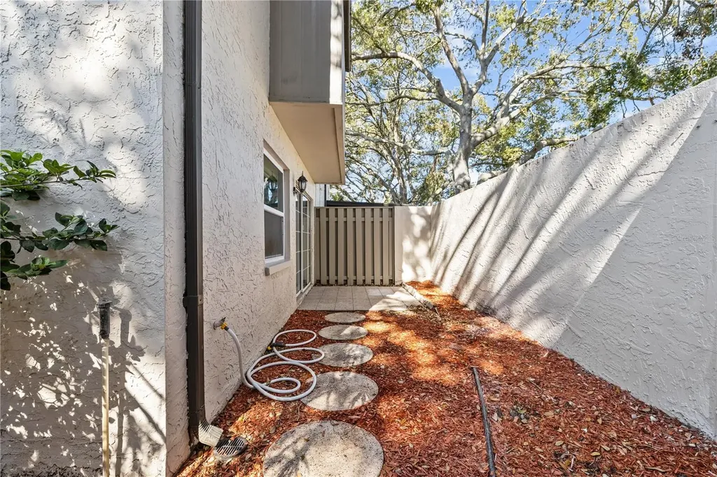 2762 Haverhill Court Clearwater FL 33761