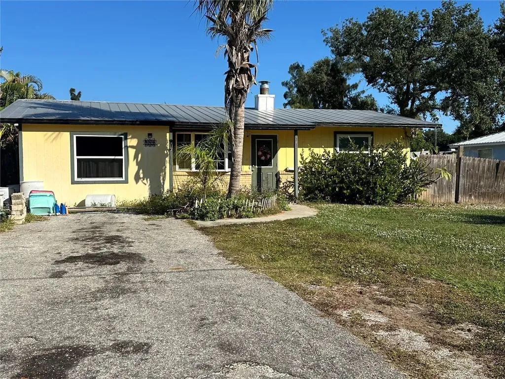 111 Palm Avenue E Nokomis FL 34275